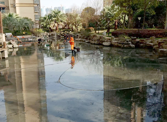 旌阳景观池淤泥清理